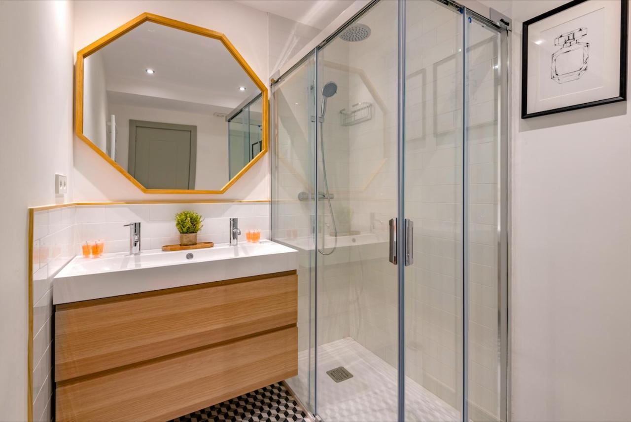 2 Bedrooms 1 Bathroom Furnished - Justicia - Incredible Views - Mintystay Madrid Eksteriør billede