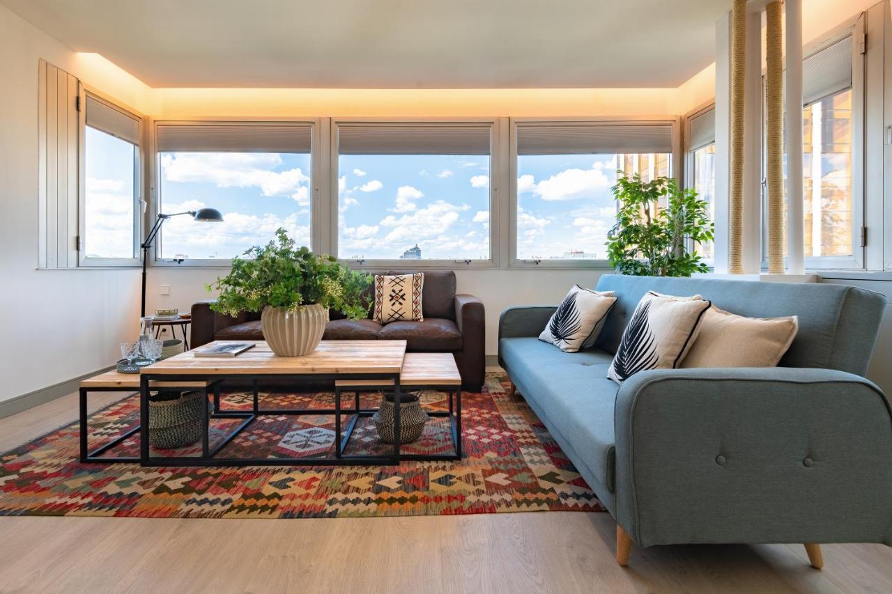 2 Bedrooms 1 Bathroom Furnished - Justicia - Incredible Views - Mintystay Madrid Eksteriør billede