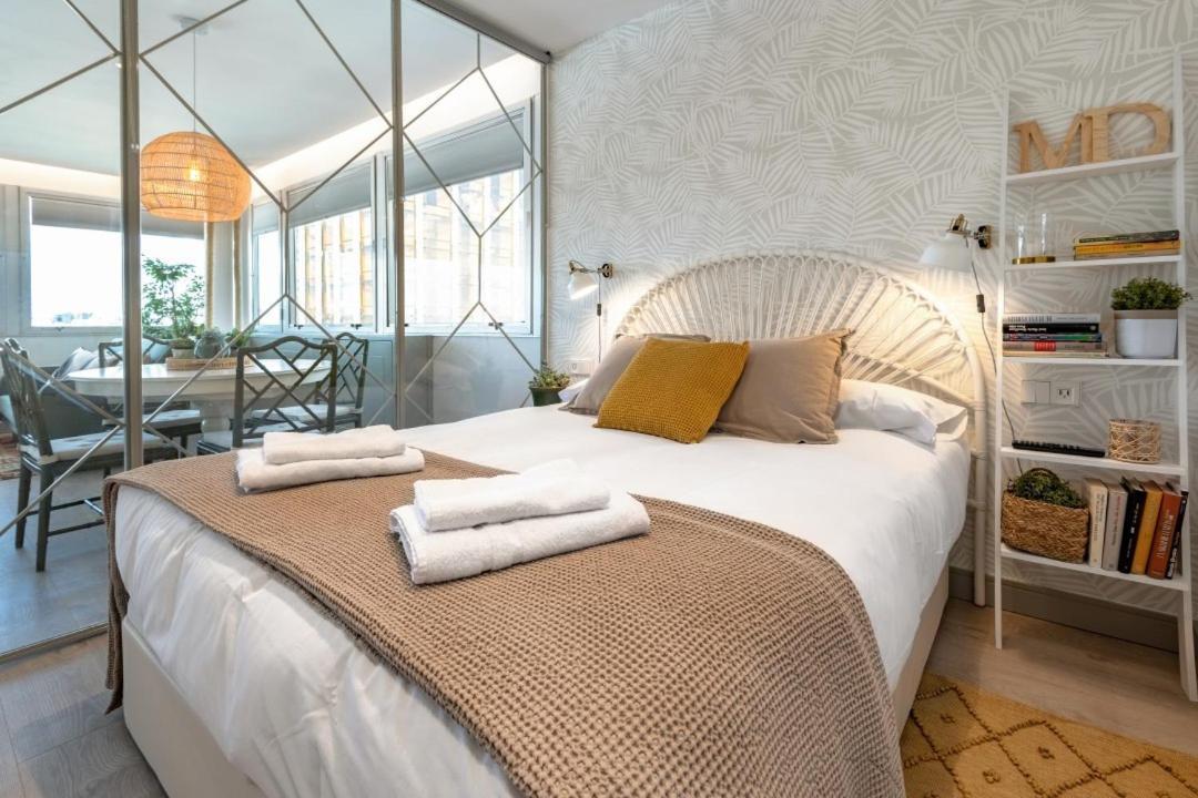 2 Bedrooms 1 Bathroom Furnished - Justicia - Incredible Views - Mintystay Madrid Eksteriør billede